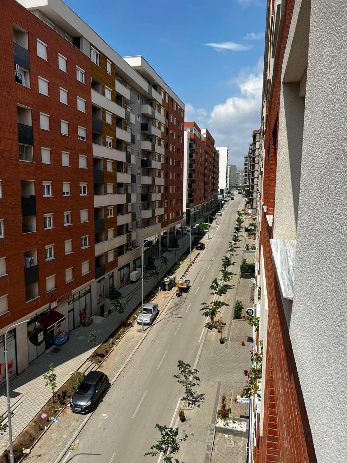 Blini Complex Daire Priştine Dış mekan fotoğraf