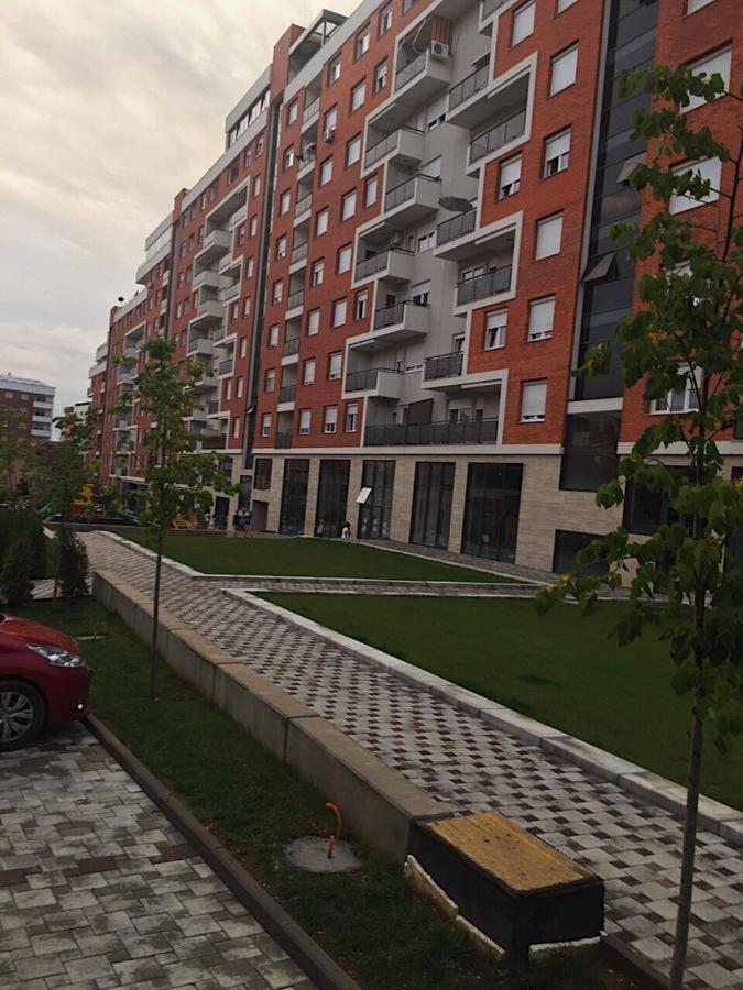 Blini Complex Daire Priştine Dış mekan fotoğraf