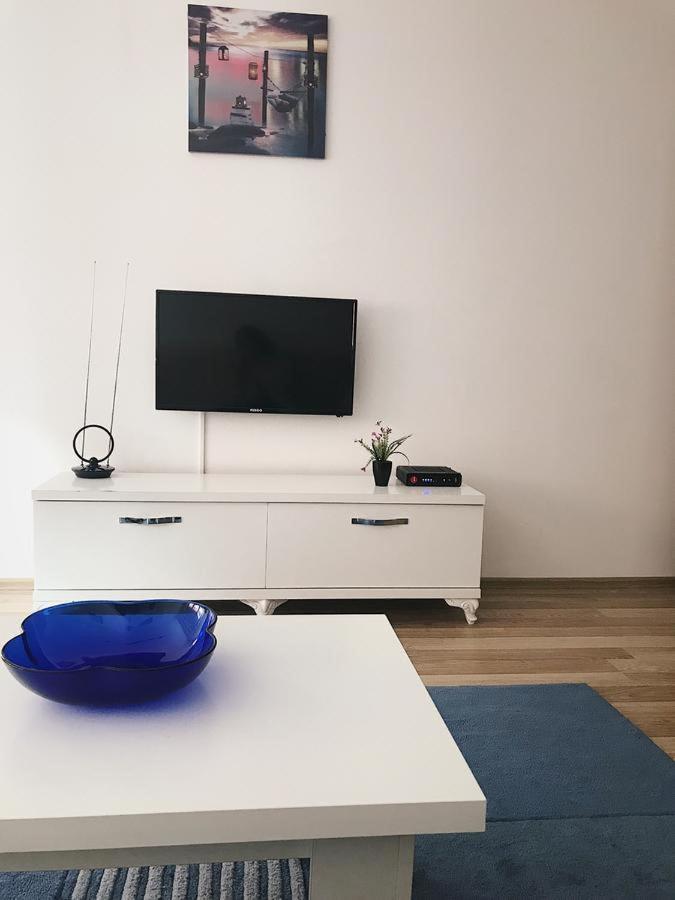 Blini Complex Daire Priştine Dış mekan fotoğraf